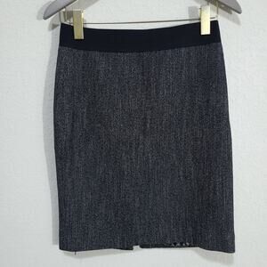 Express Skirt Womens Size 6 Short Mini Black Chevron Classic Preppy Neutral